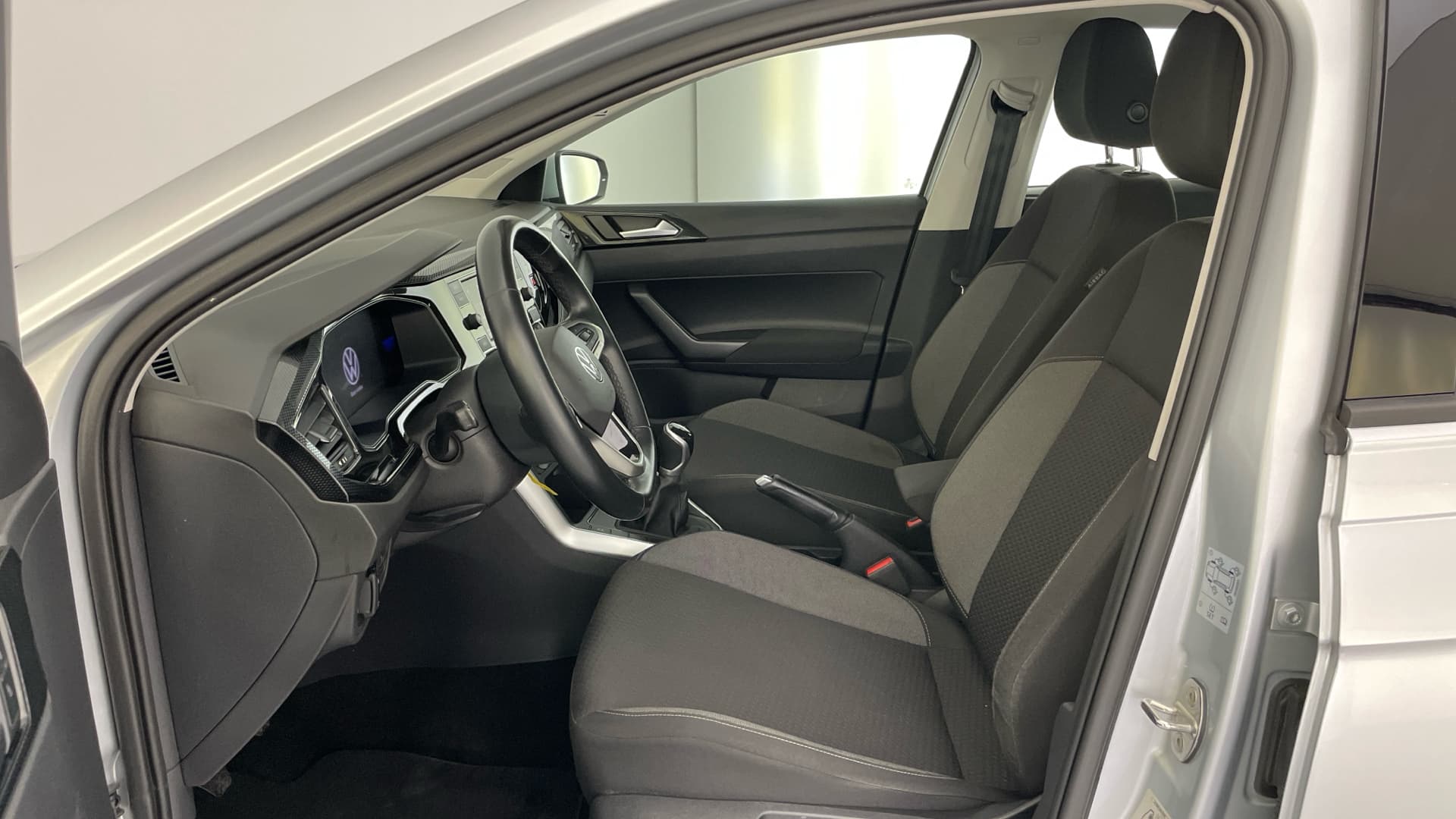Volkswagen Polo - 11