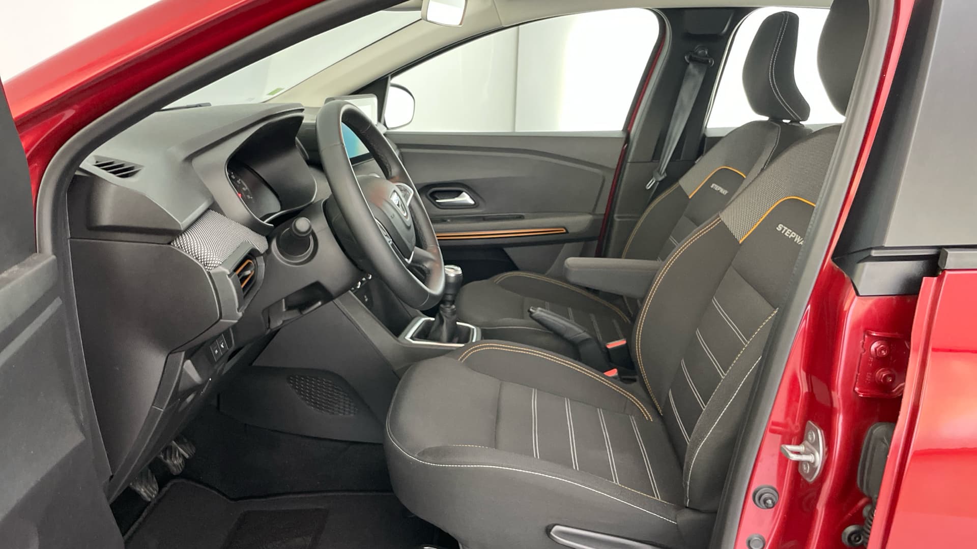 Dacia Sandero - 11