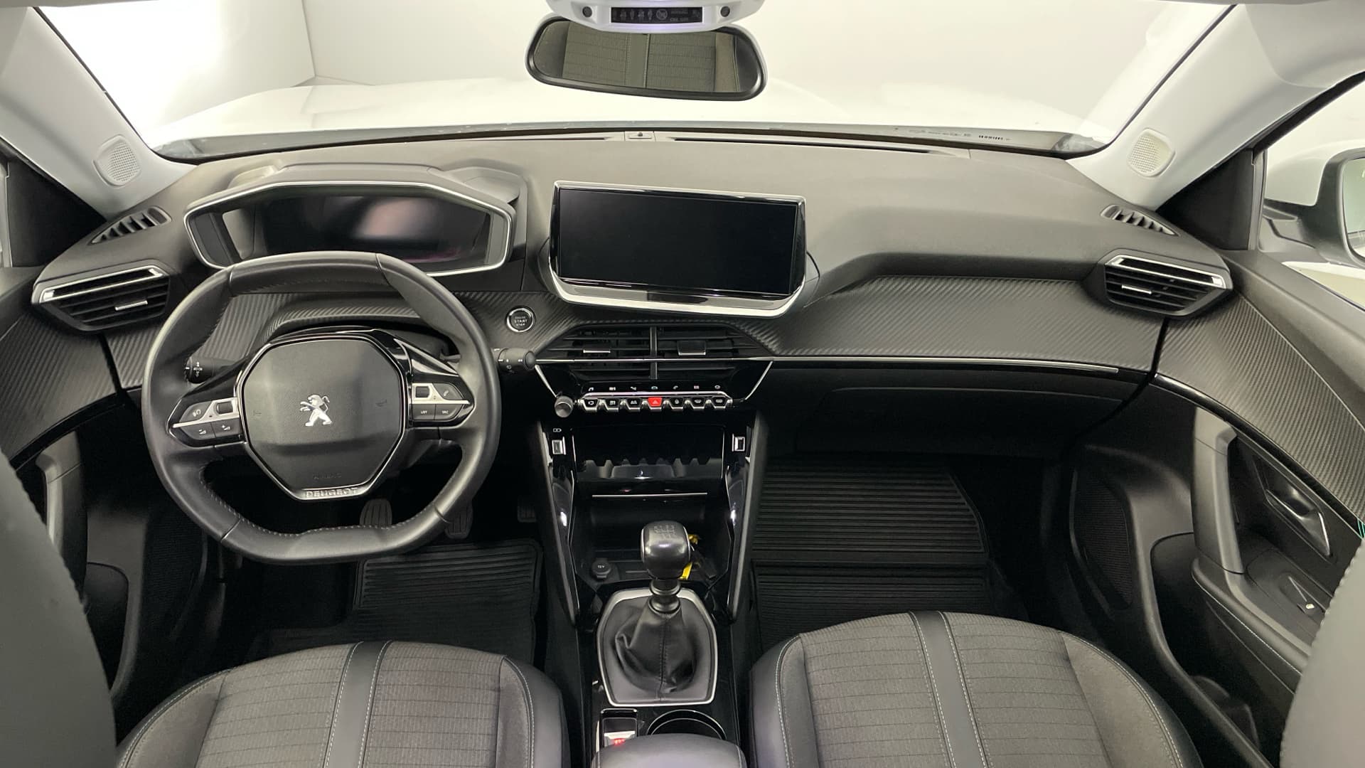 Peugeot 2008 - 10