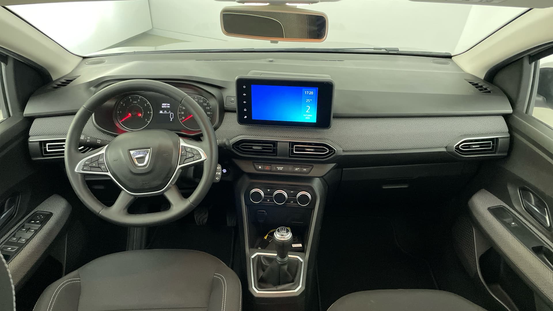 Dacia Sandero - 10