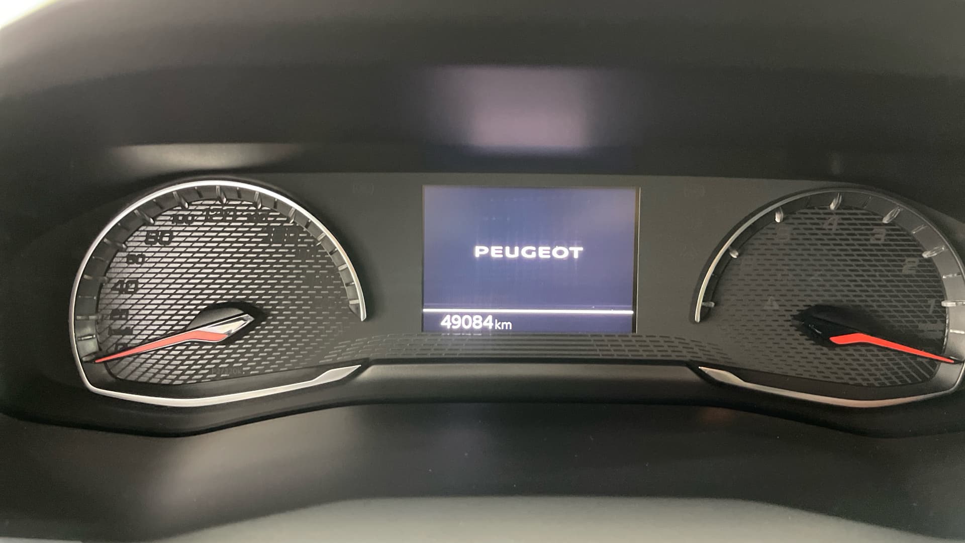 Peugeot 208 - 9