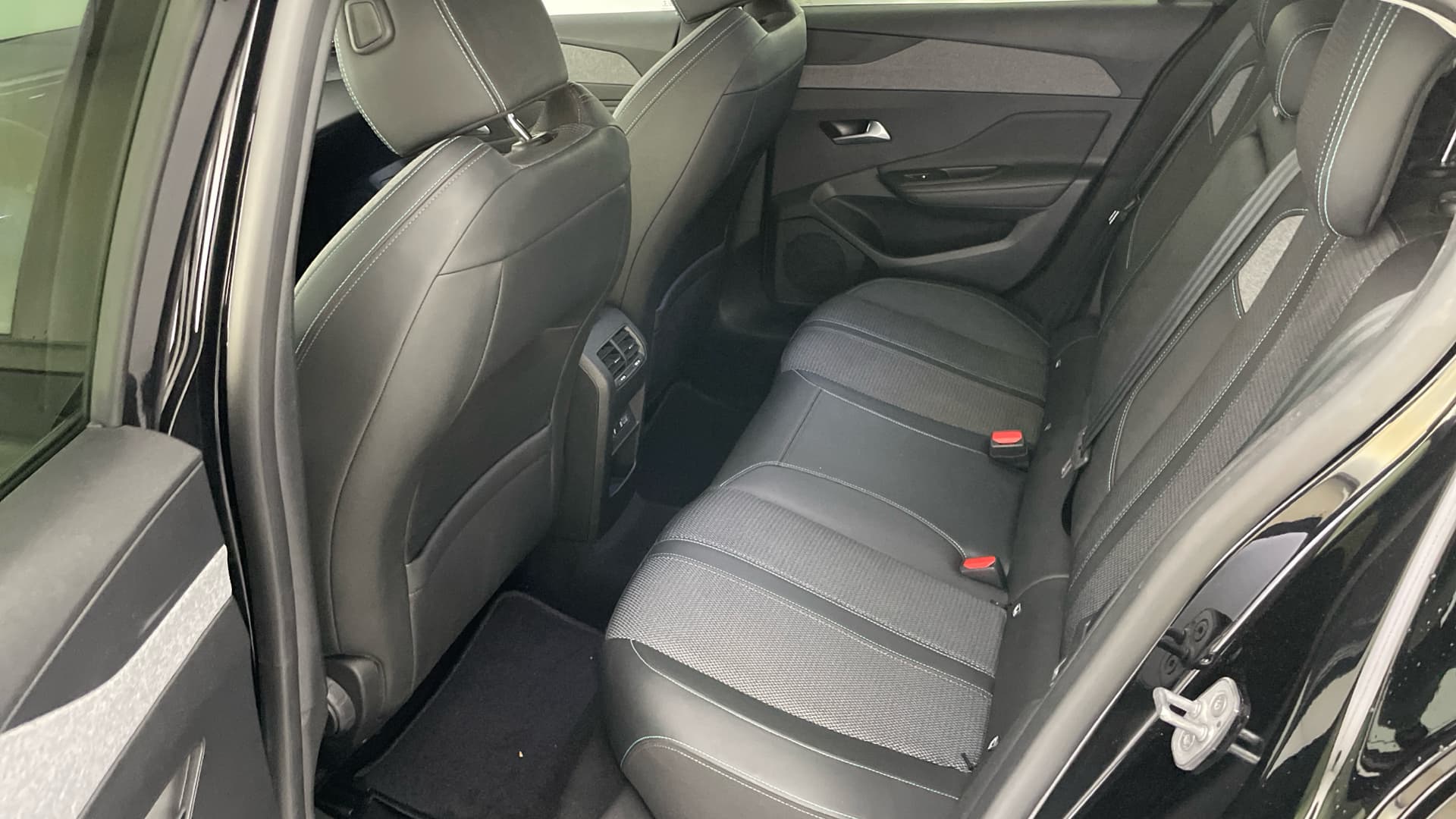 Peugeot 308 SW - 12