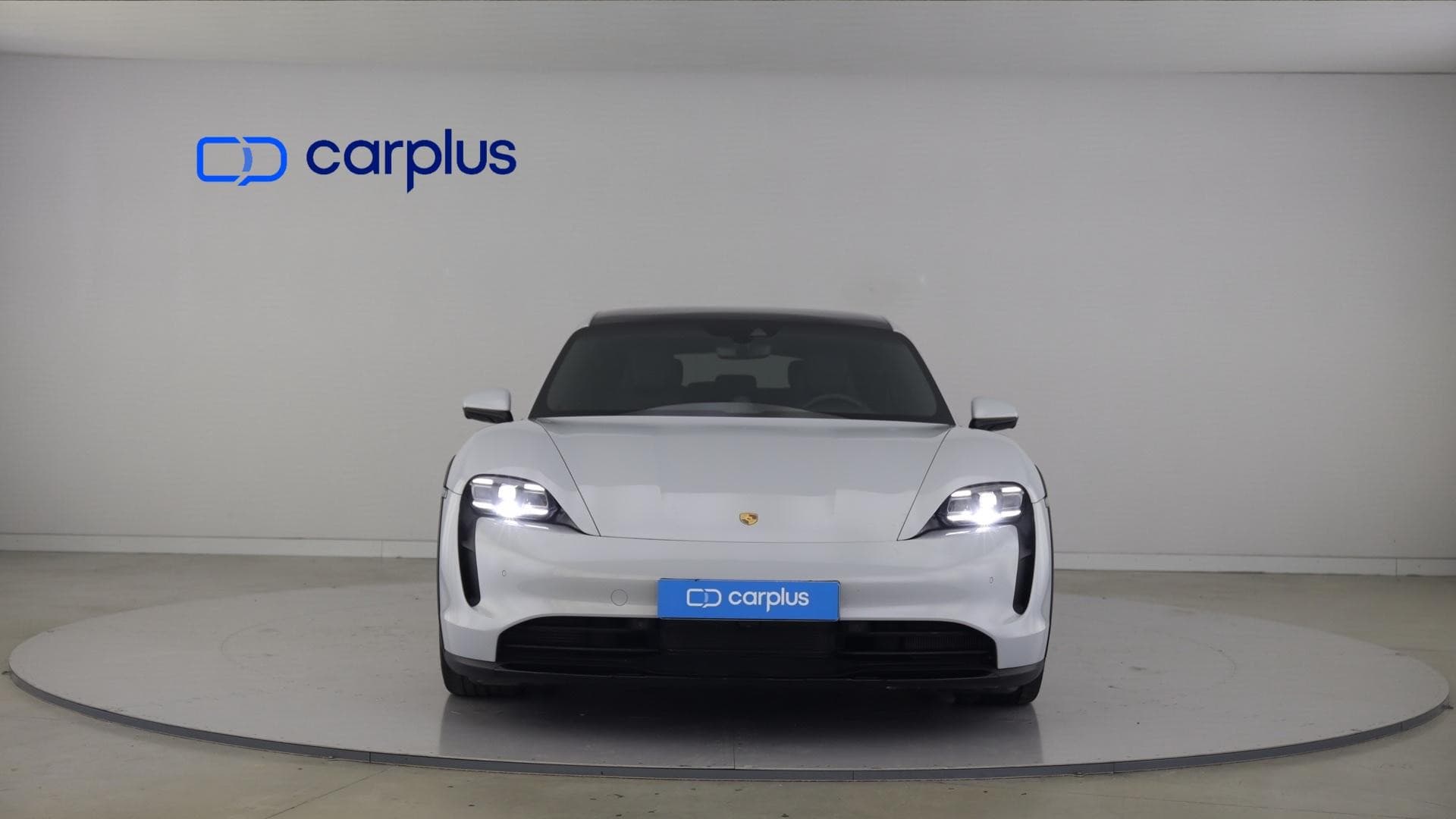 Porsche Taycan - 5