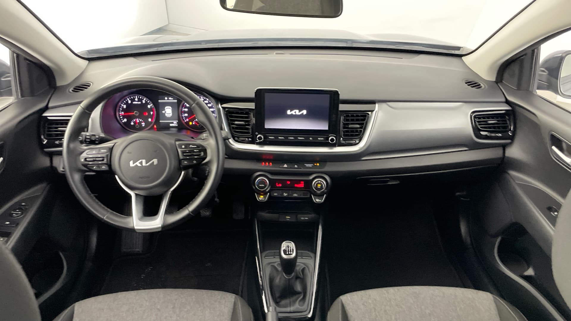 Kia Stonic - 10