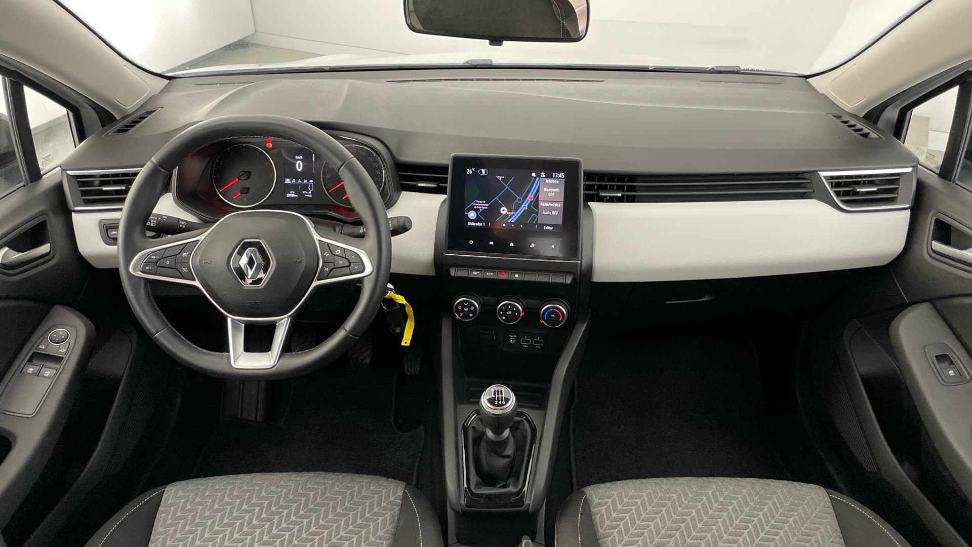Renault Clio - 10