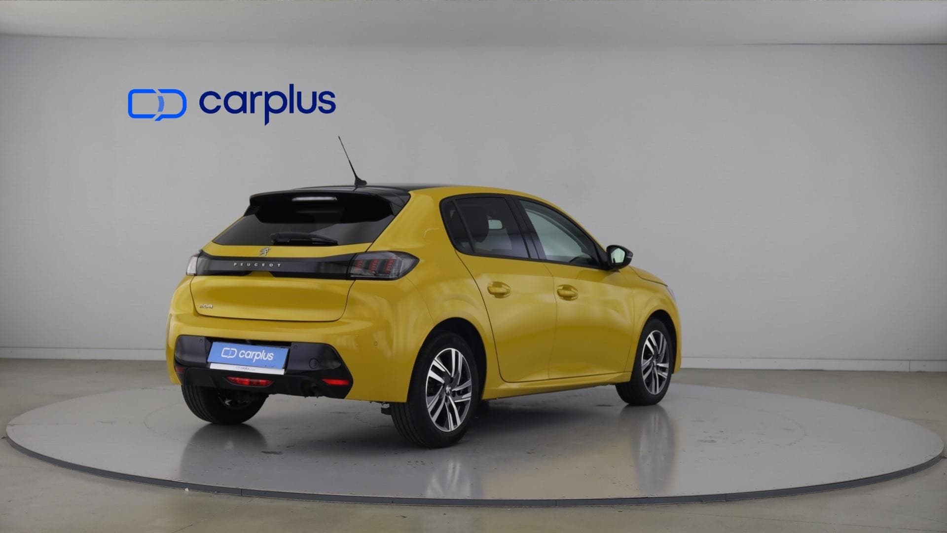 Peugeot 208 - 8