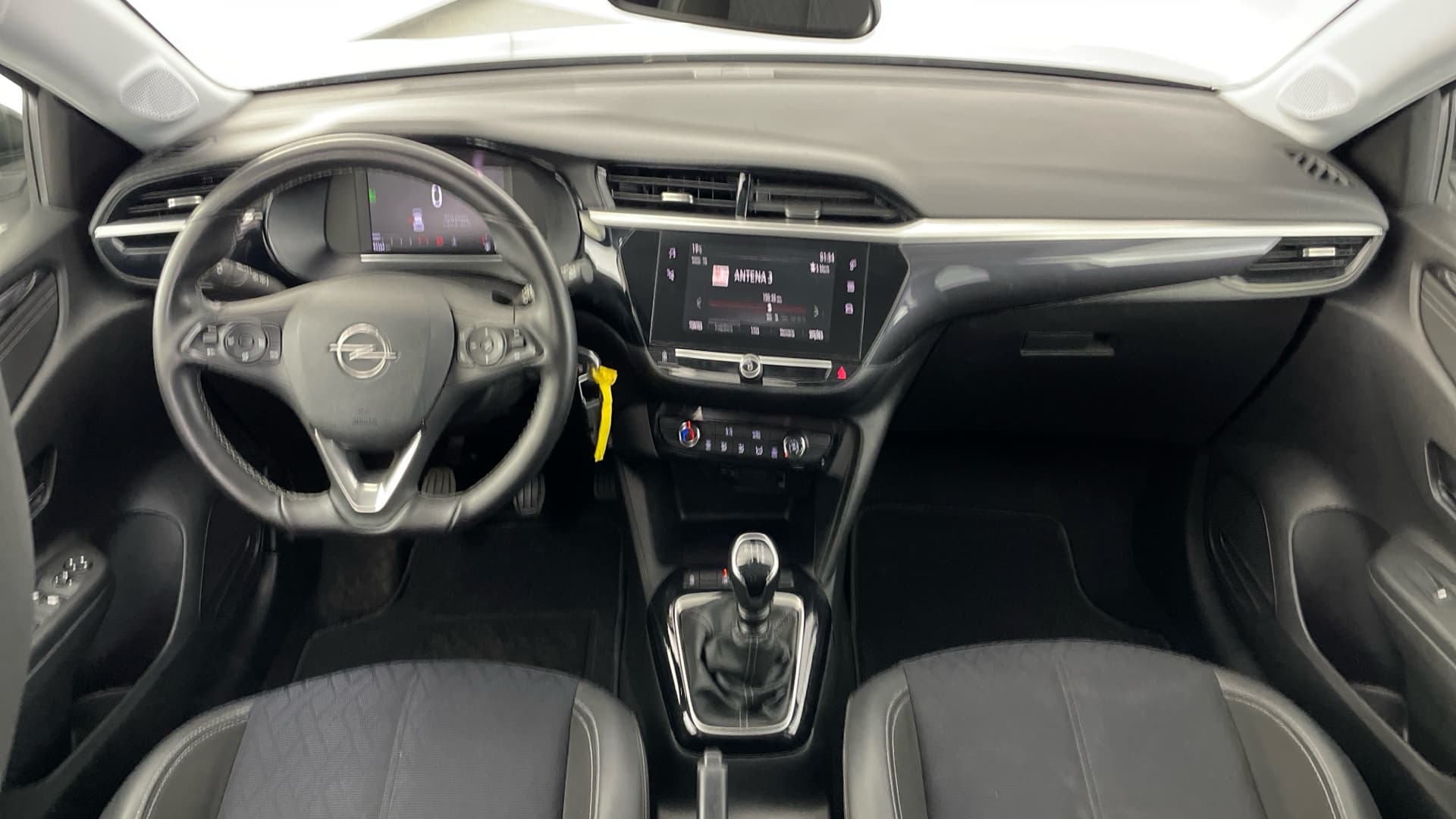 Opel Corsa - 10
