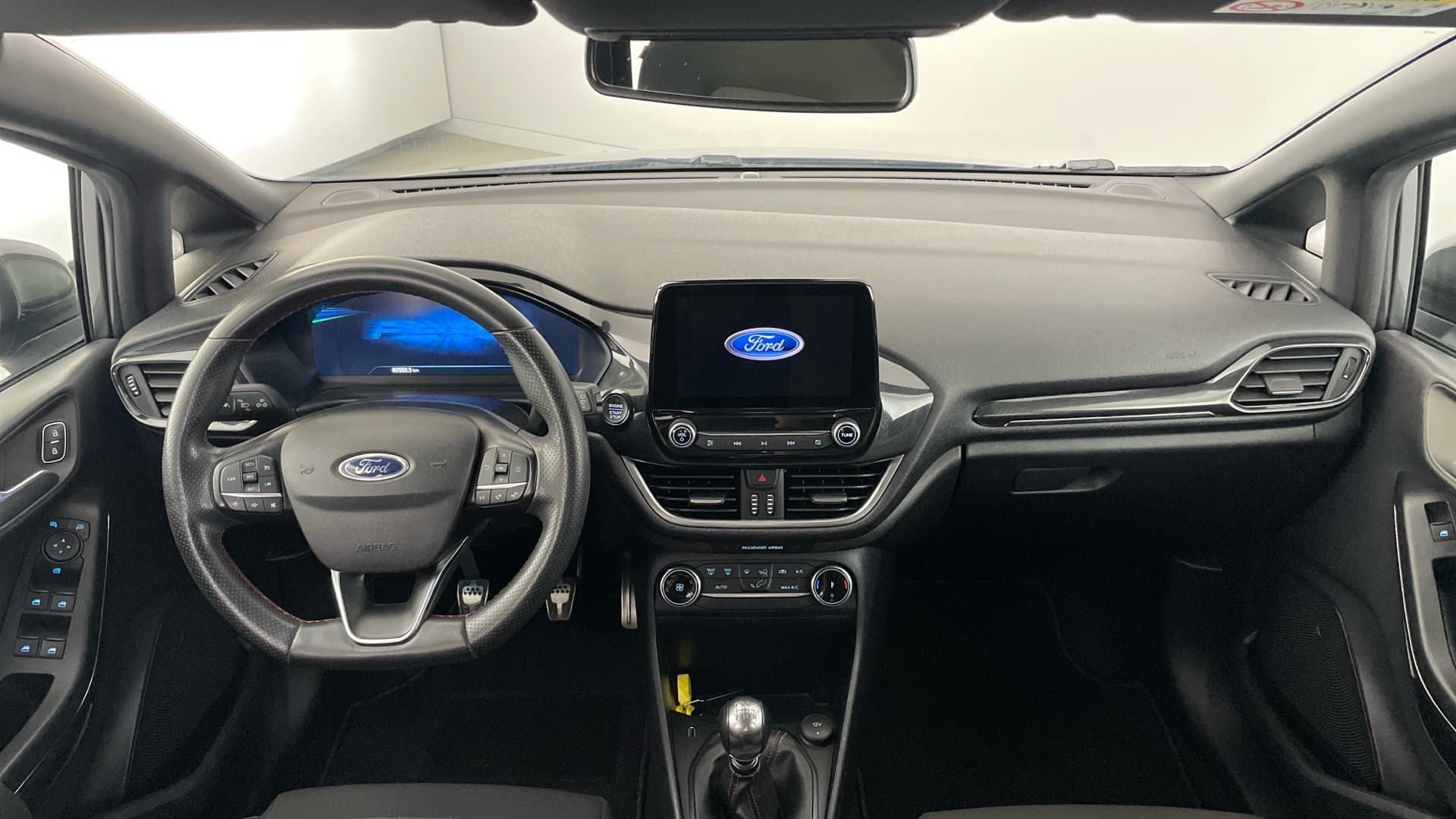 Ford Fiesta - 10