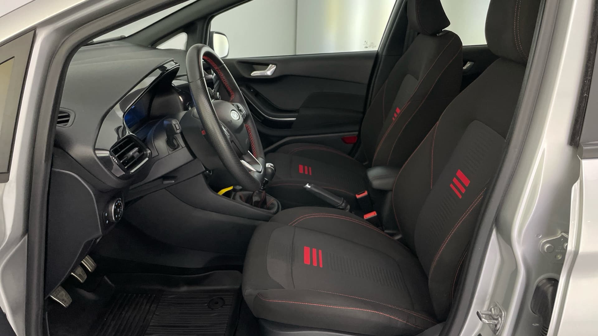 Ford Fiesta - 11