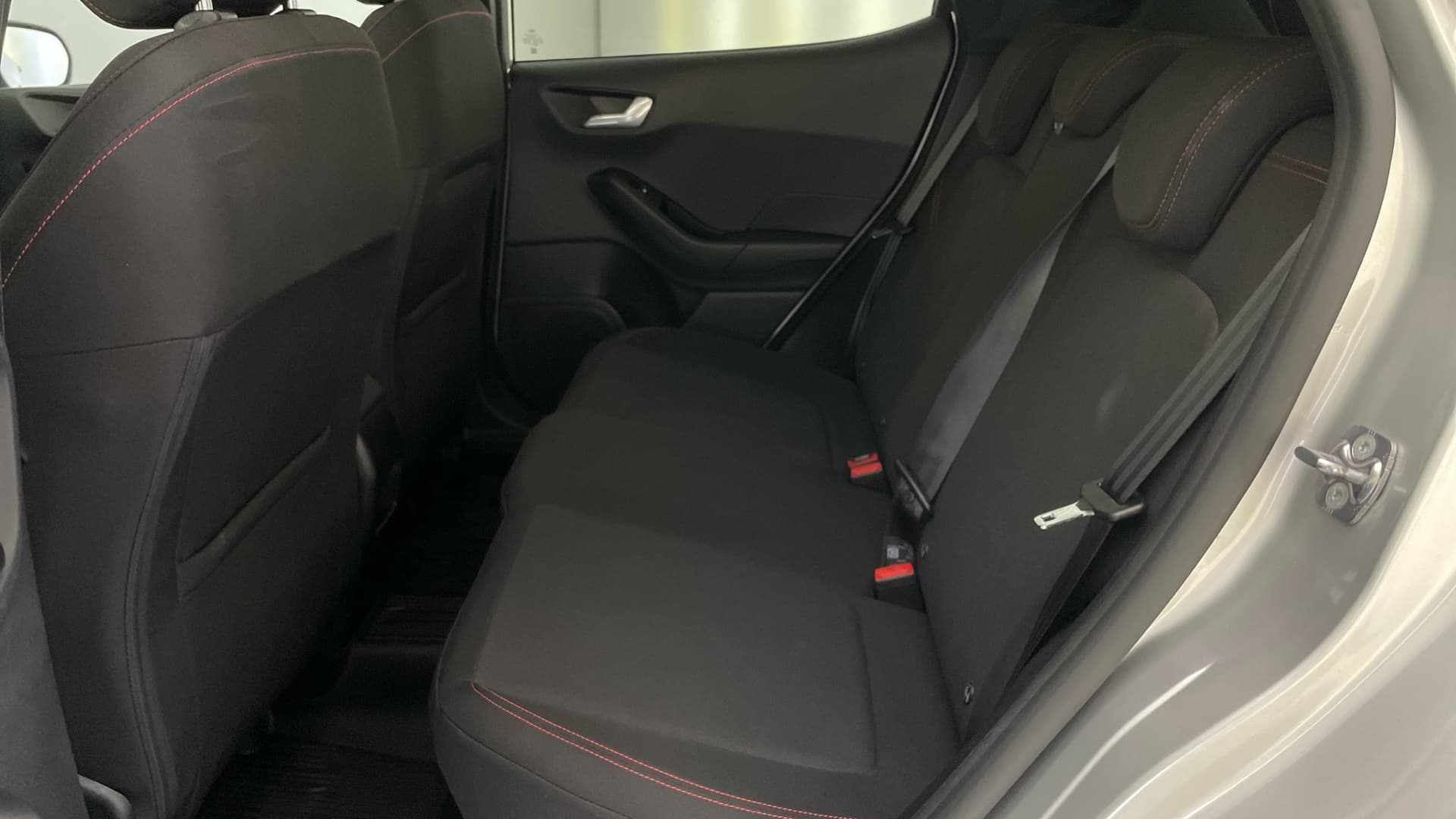 Ford Fiesta - 12
