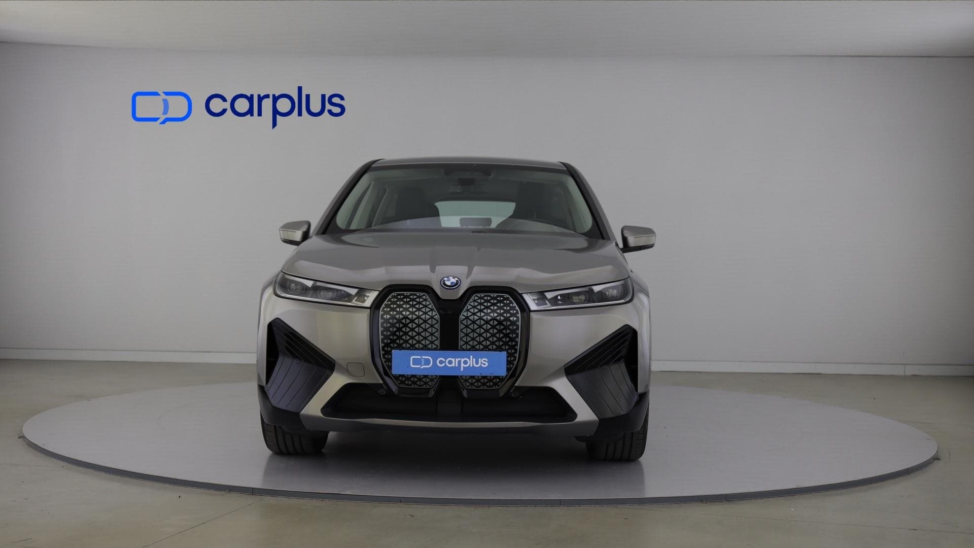 BMW iX - 5
