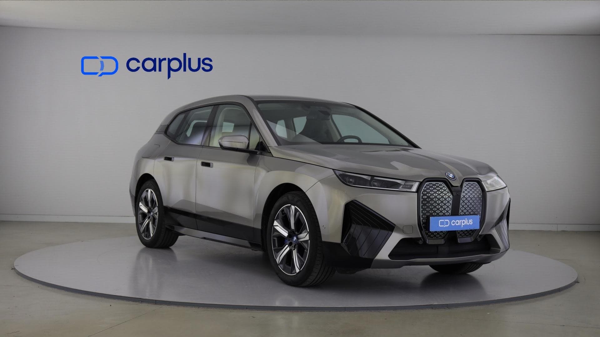 BMW iX - 6