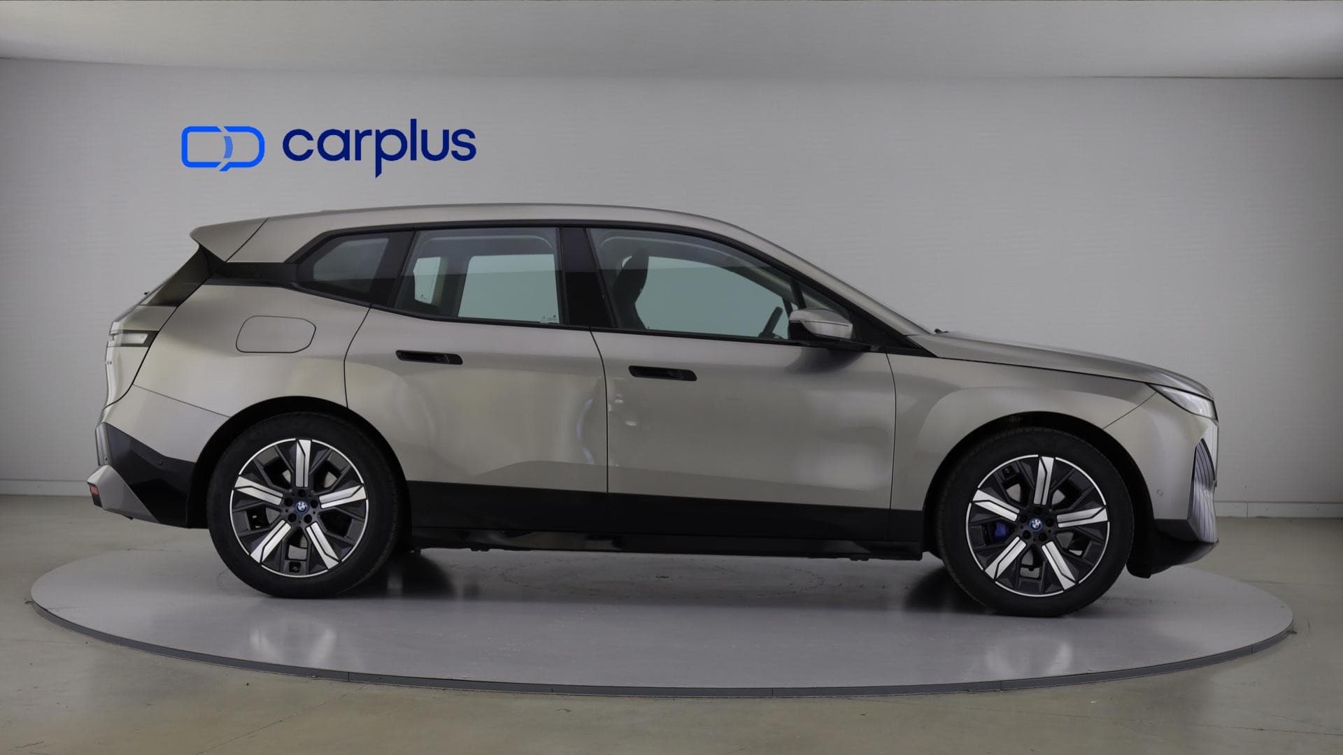 BMW iX - 7