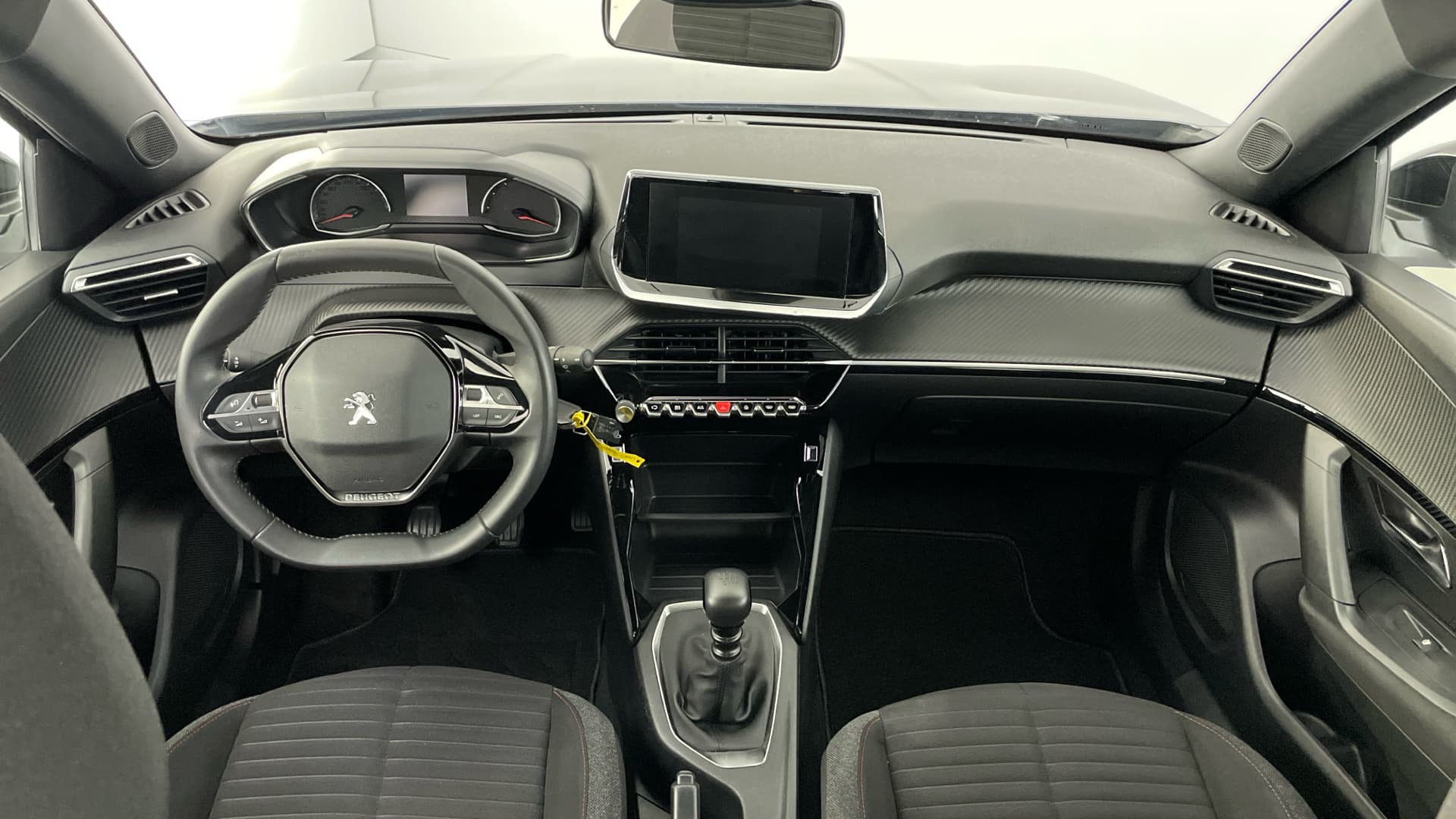 Peugeot 2008 - 10