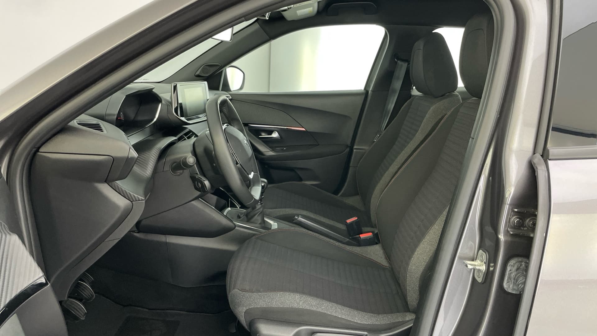 Peugeot 2008 - 11