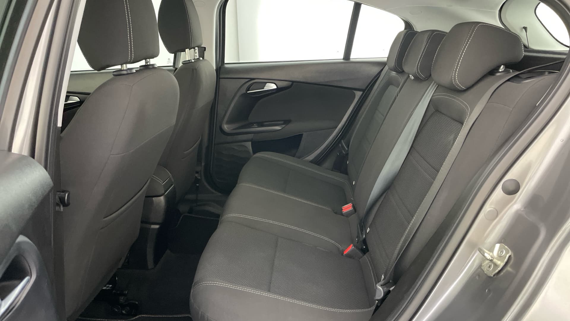 Fiat Tipo - 12