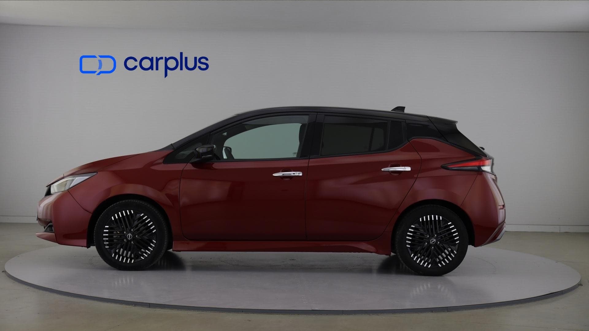 Nissan LEAF - 4