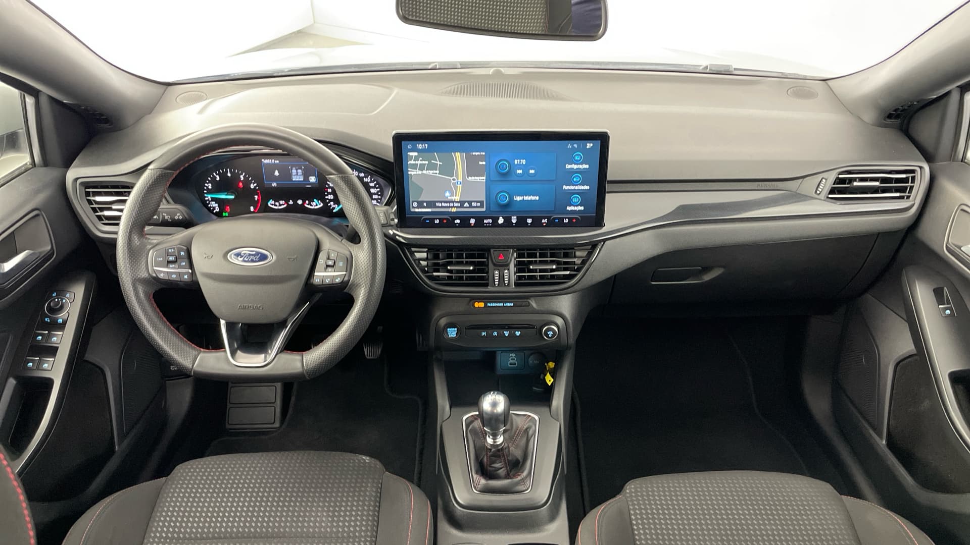 Ford Focus - 10