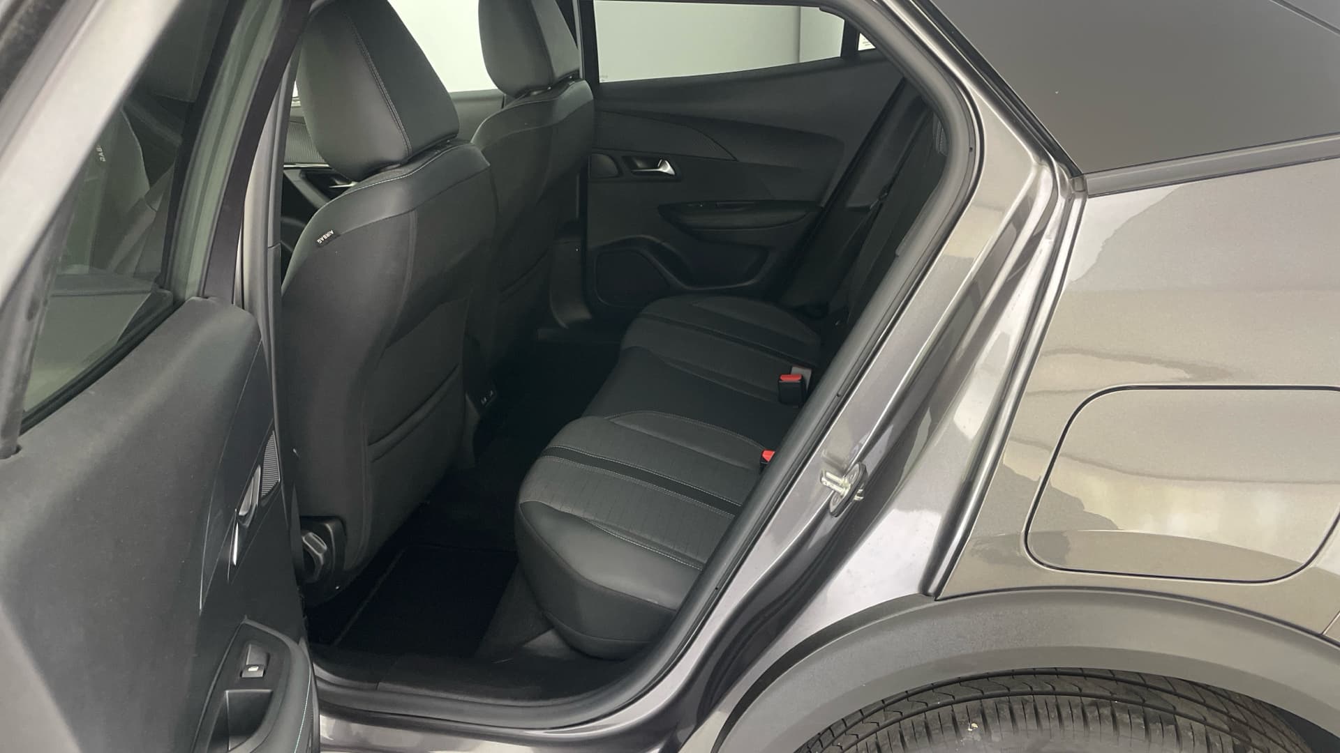 Peugeot 2008 - 12