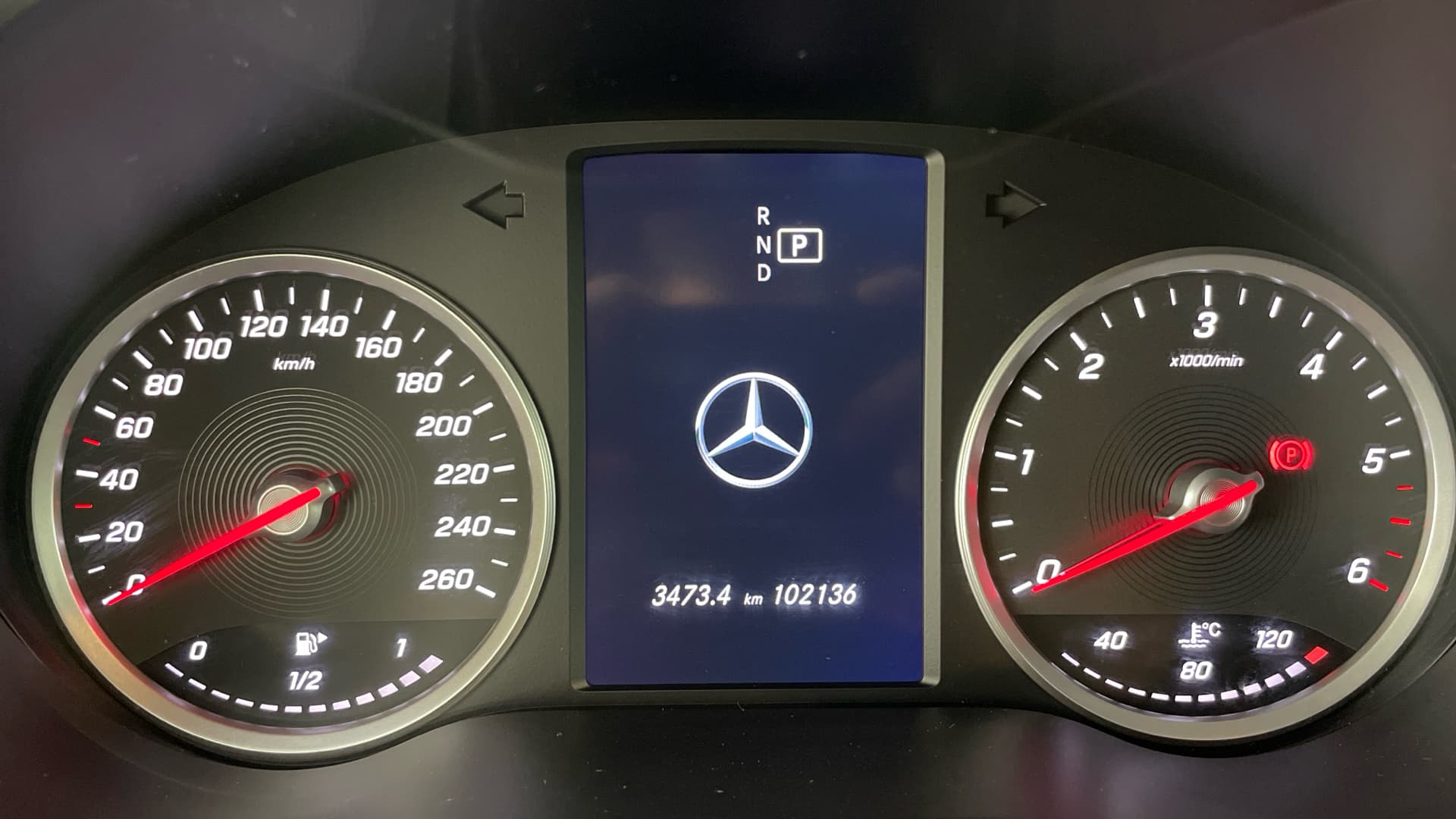 Mercedes-Benz GLC - 9