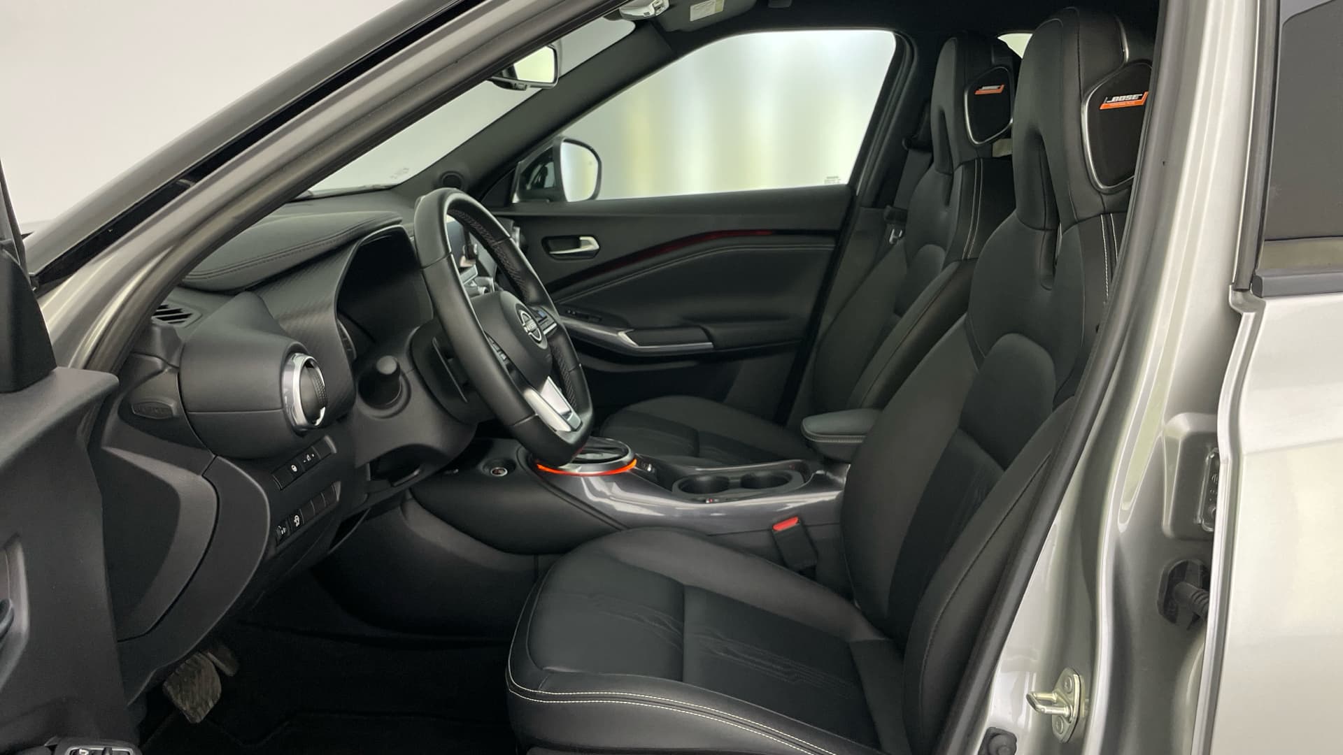 Nissan JUKE - 11