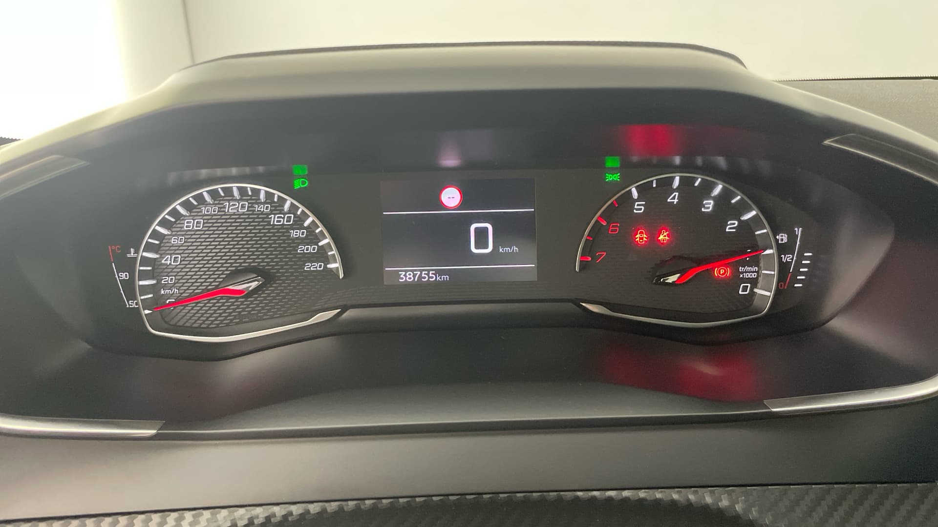 Peugeot 208 - 9
