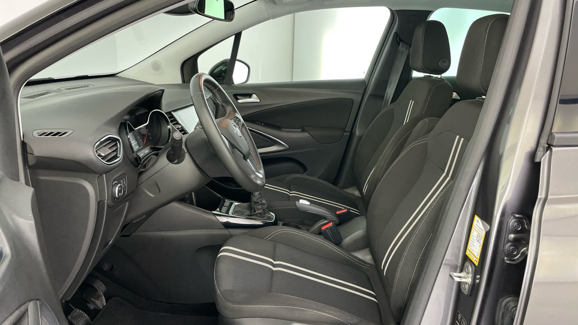 Opel Crossland - 11