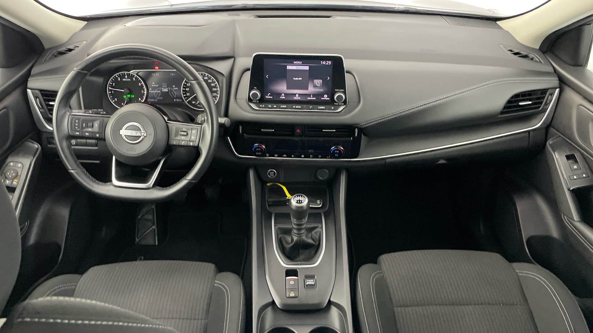 Nissan Qashqai - 10