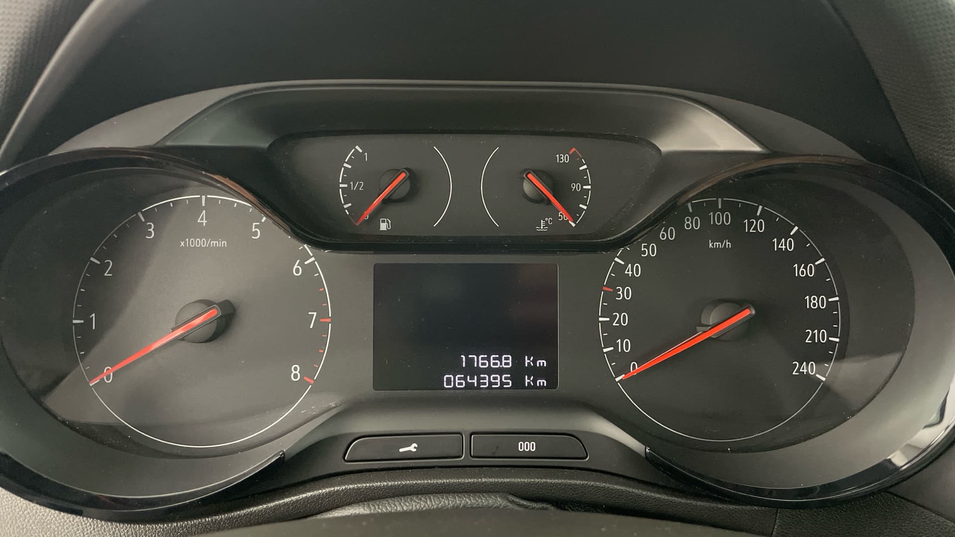 Opel Crossland - 9