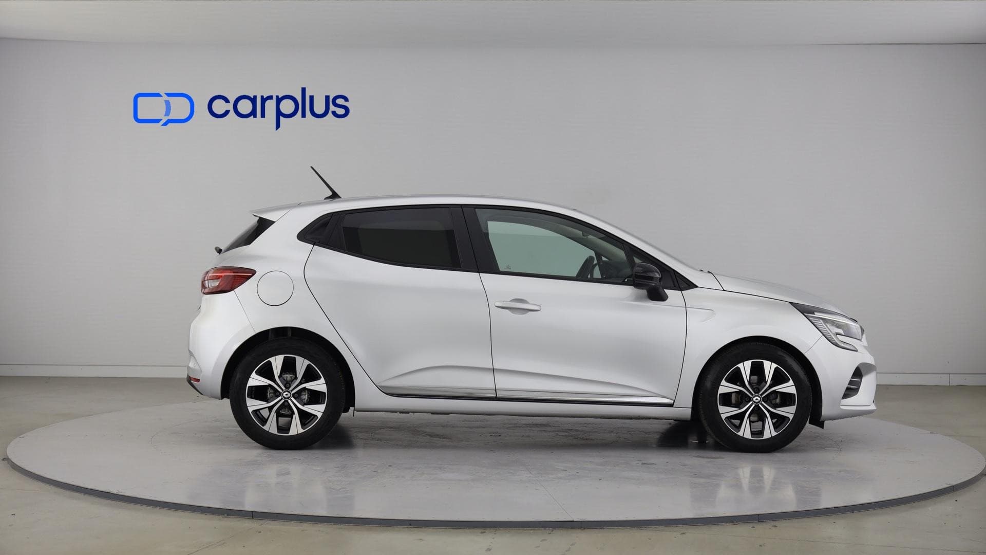 Renault Clio - 7