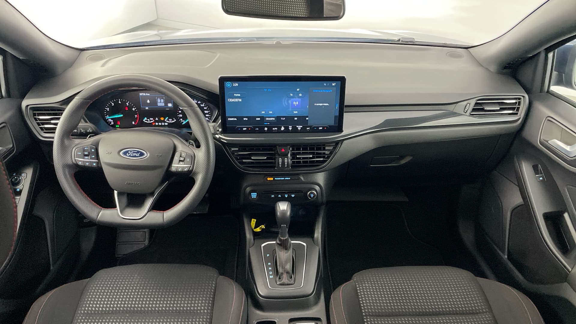 Ford Focus - 10
