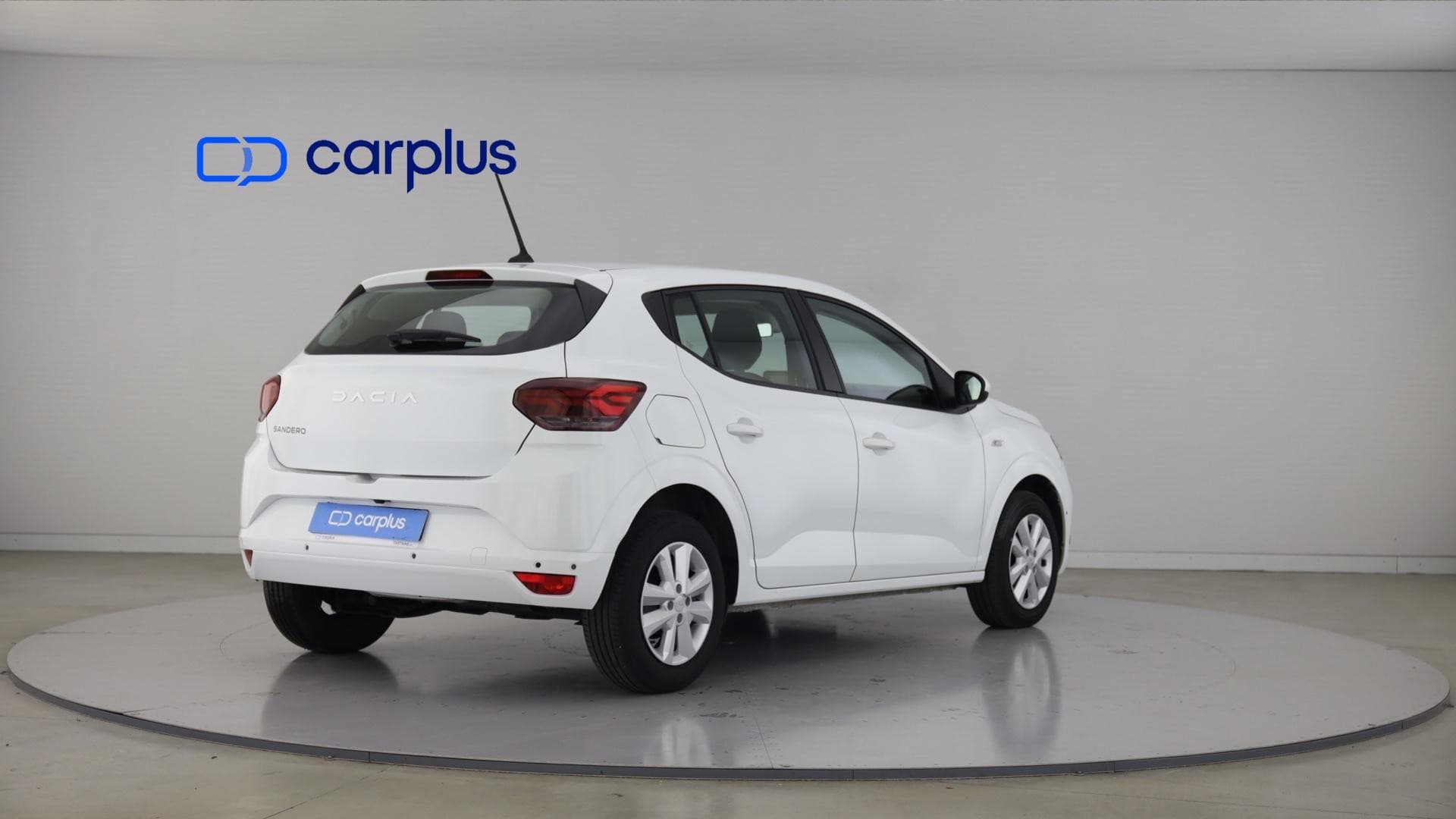 Dacia Sandero - 8
