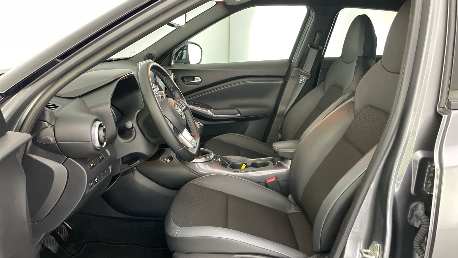 Nissan JUKE - 11