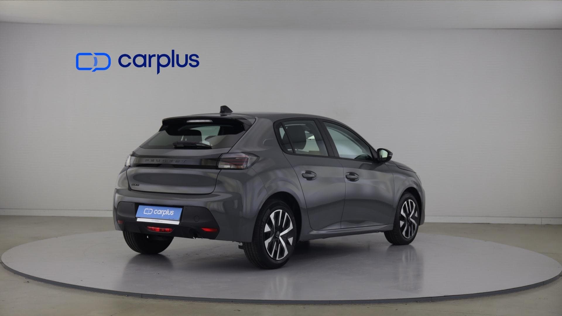 Peugeot 208 - 8