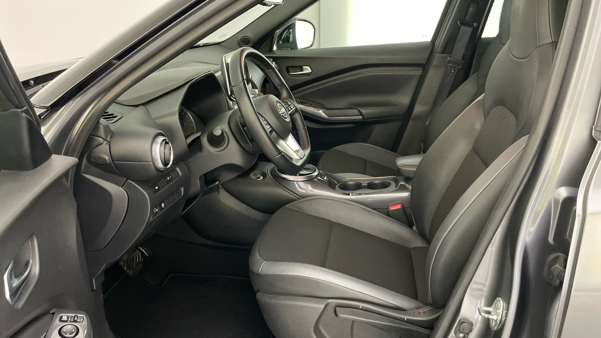 Nissan JUKE - 11