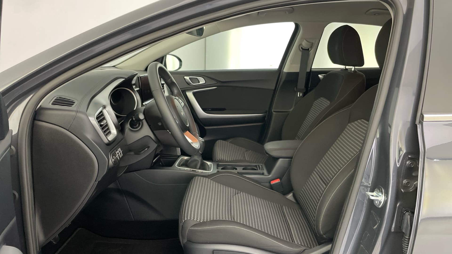 Kia XCeed - 11