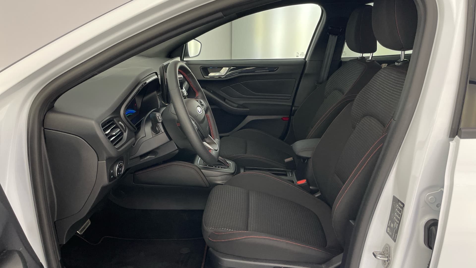 Ford Focus - 11