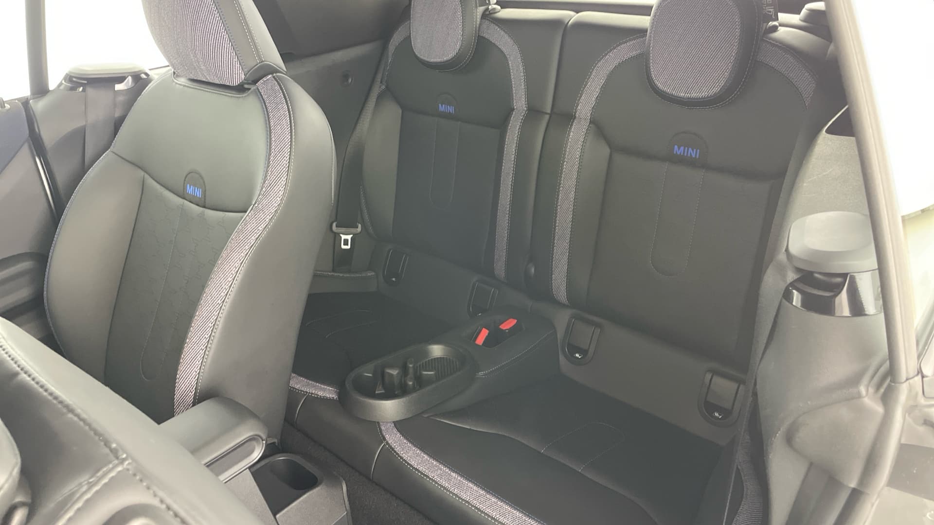 MINI Cooper - 12