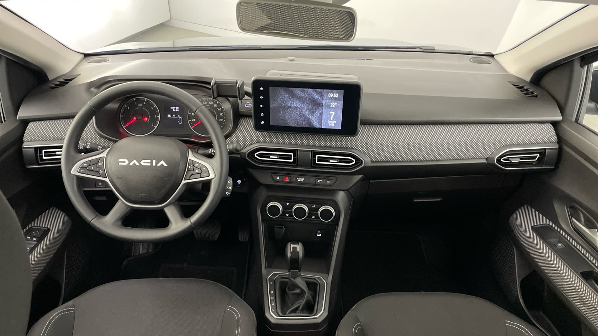 Dacia Sandero - 10