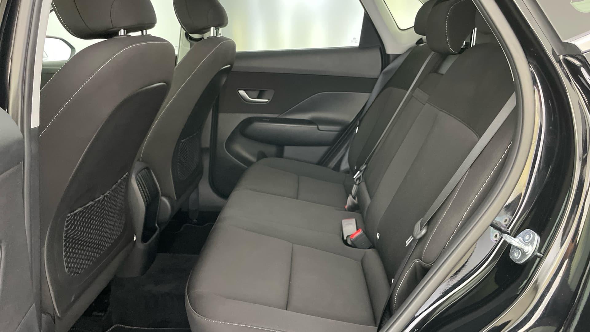 Hyundai Kauai - 12