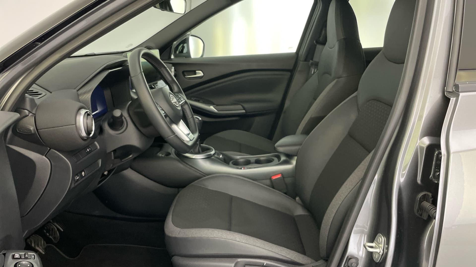 Nissan JUKE - 11