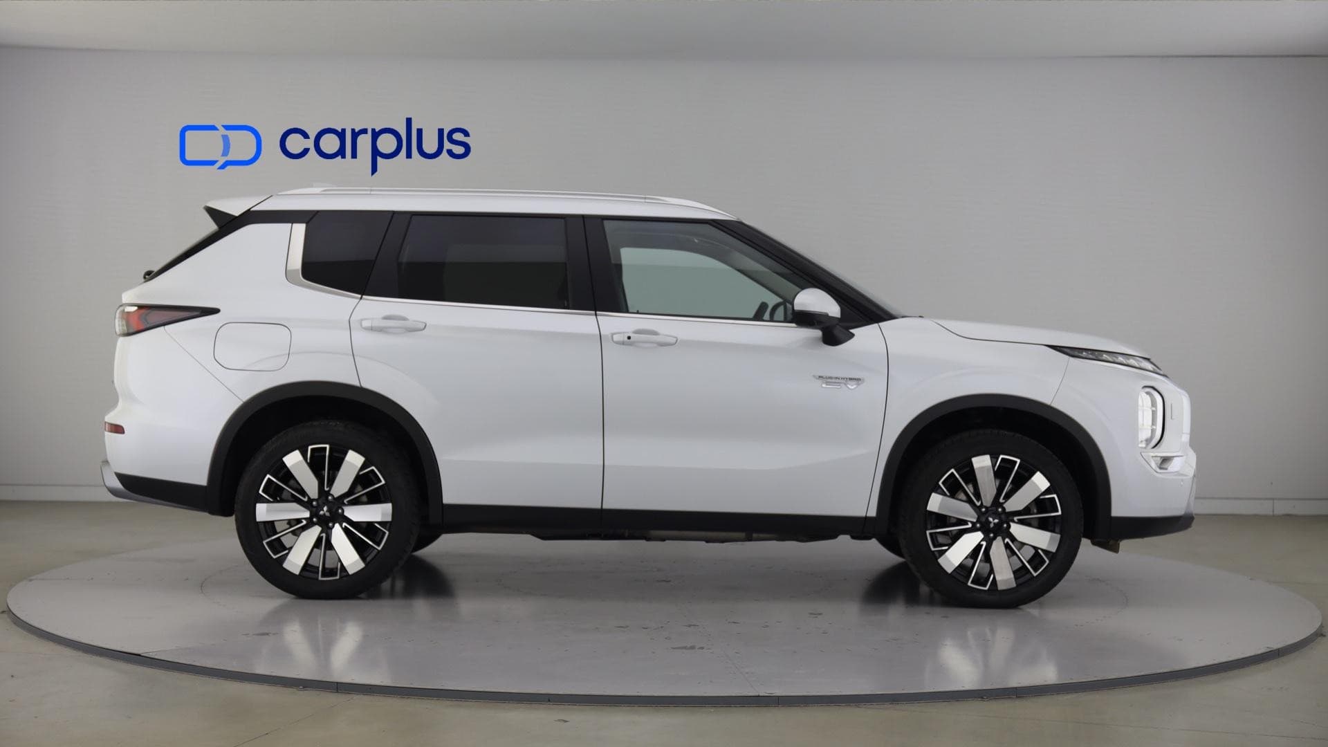 Mitsubishi Outlander - 7