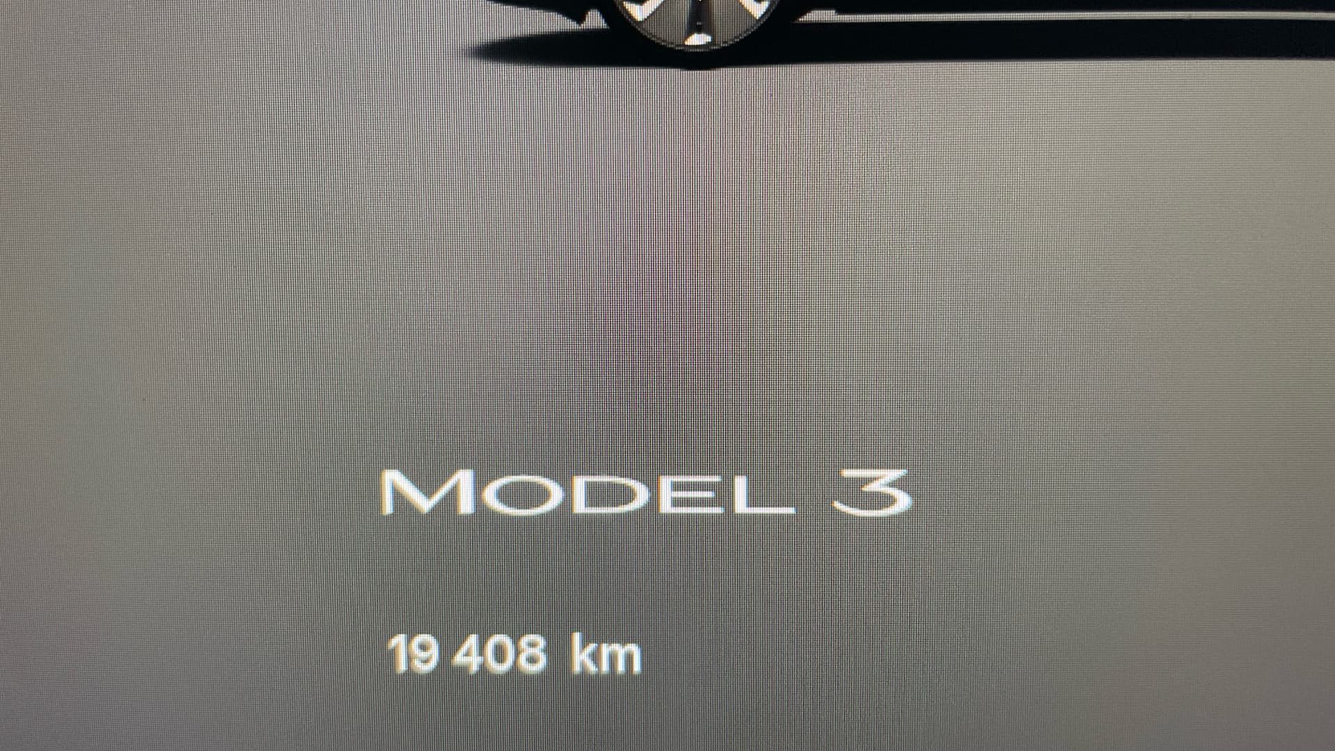 Tesla Model 3 - 3
