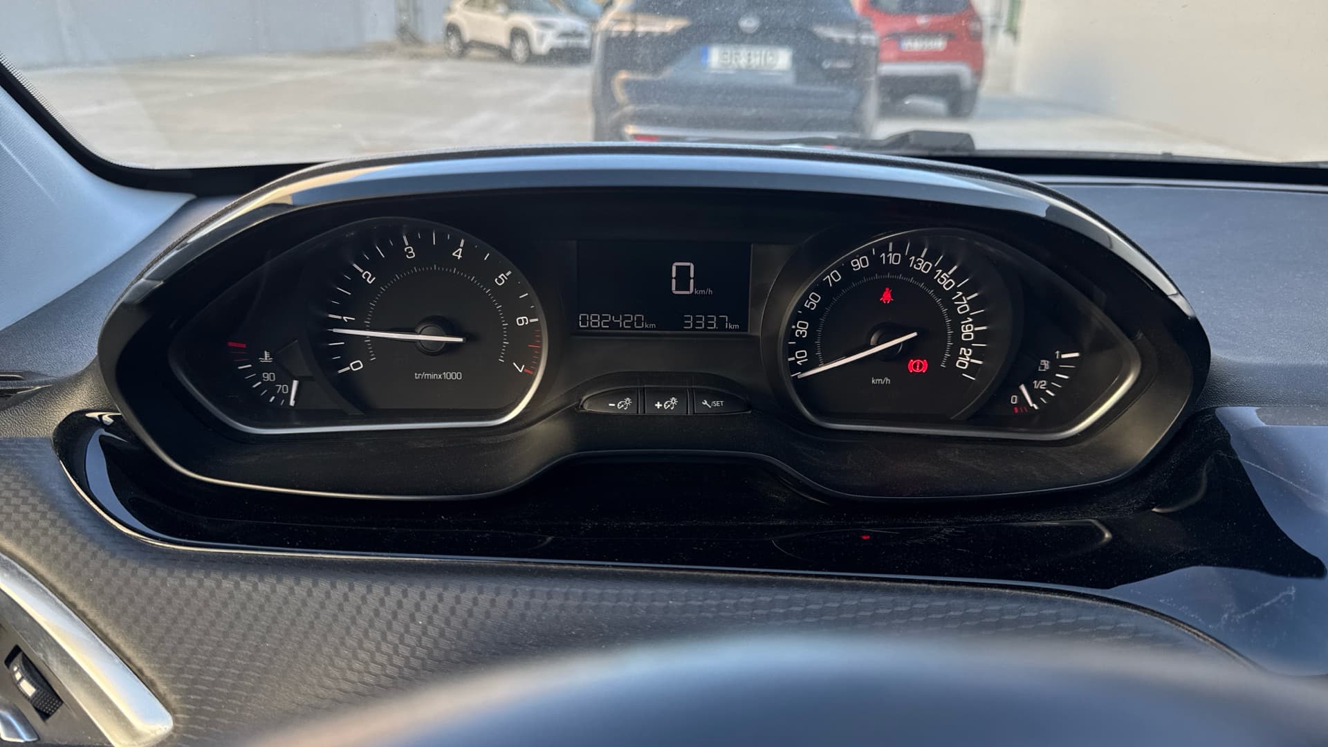 Peugeot 208 - 3