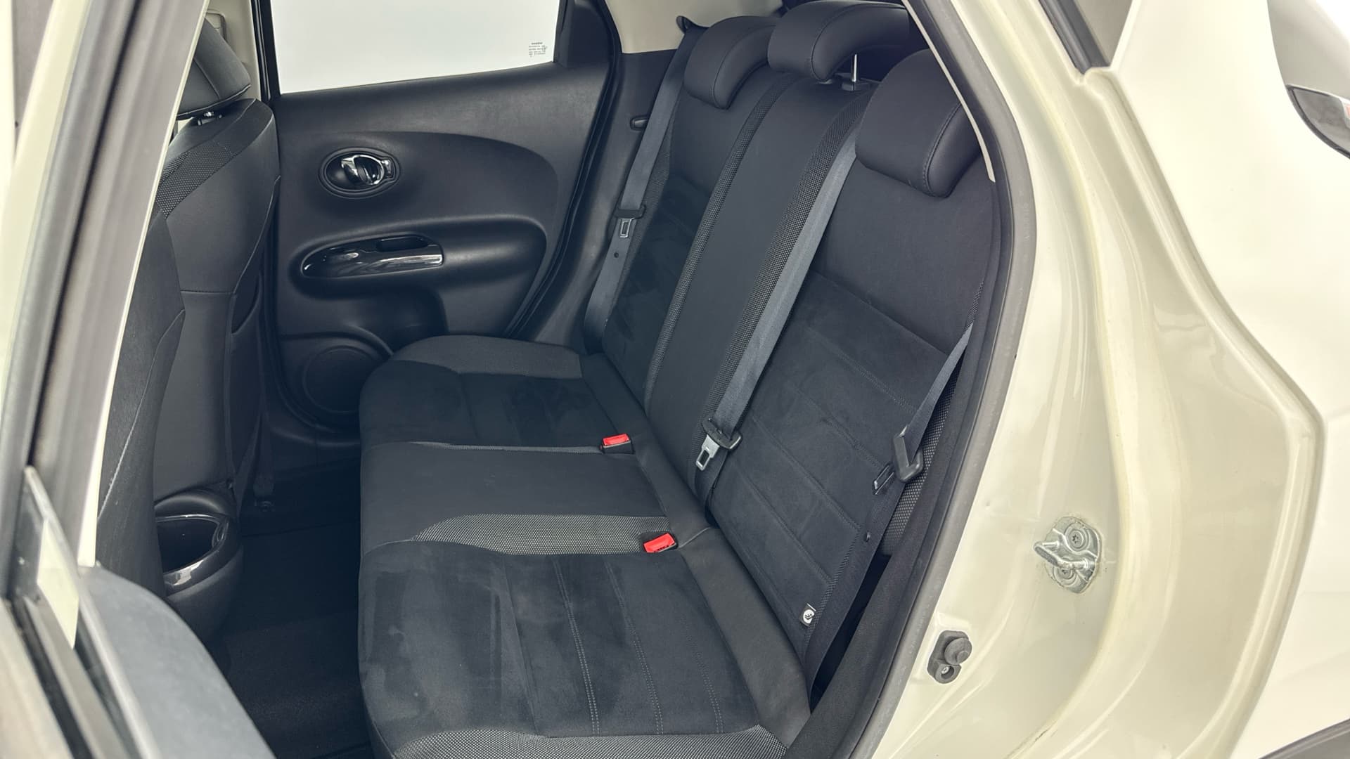 Nissan JUKE - 12