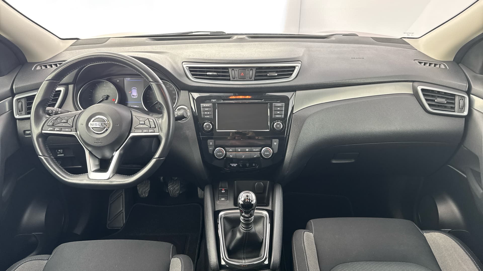 Nissan Qashqai - 10