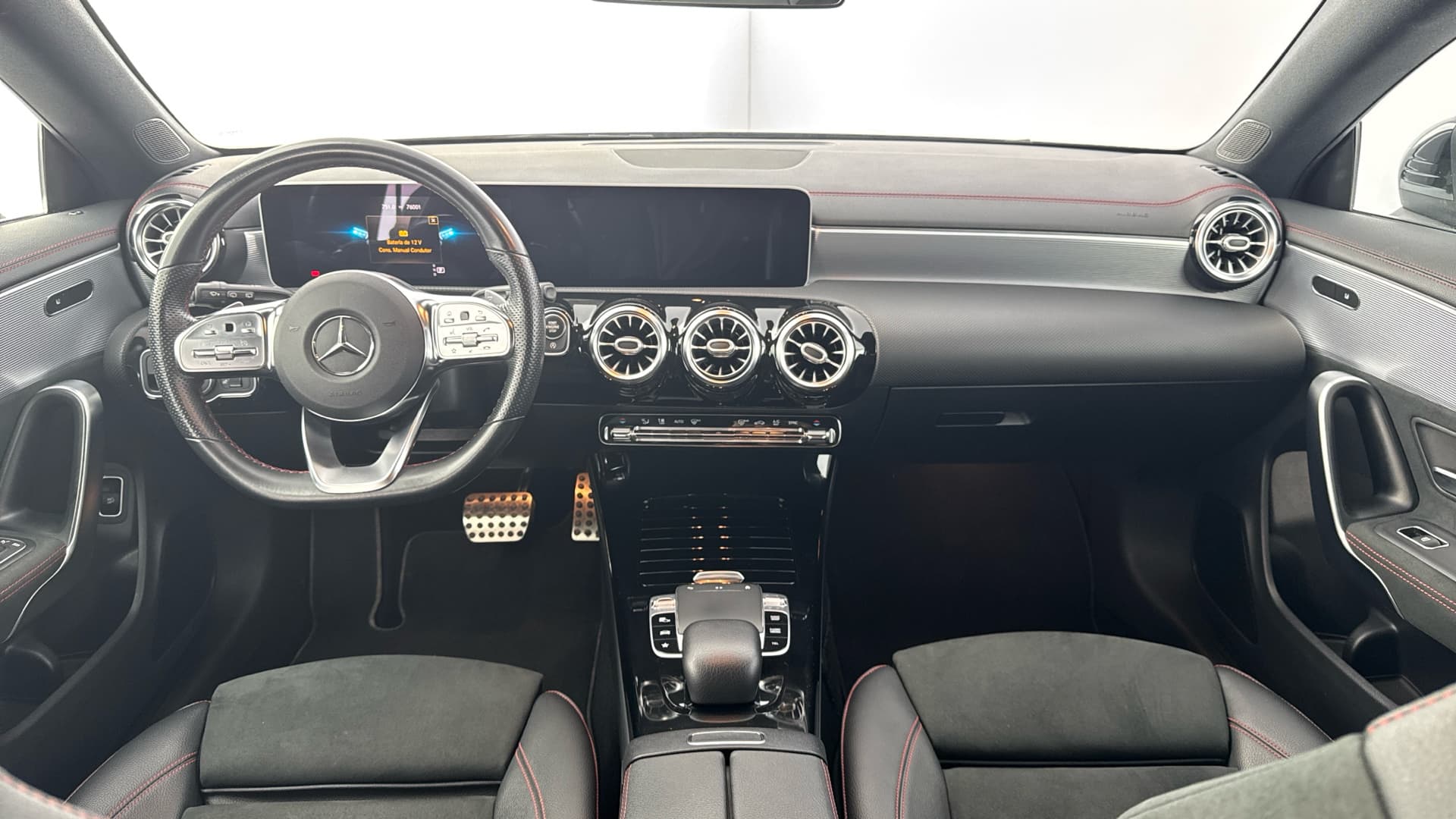 Mercedes-Benz CLA - 10