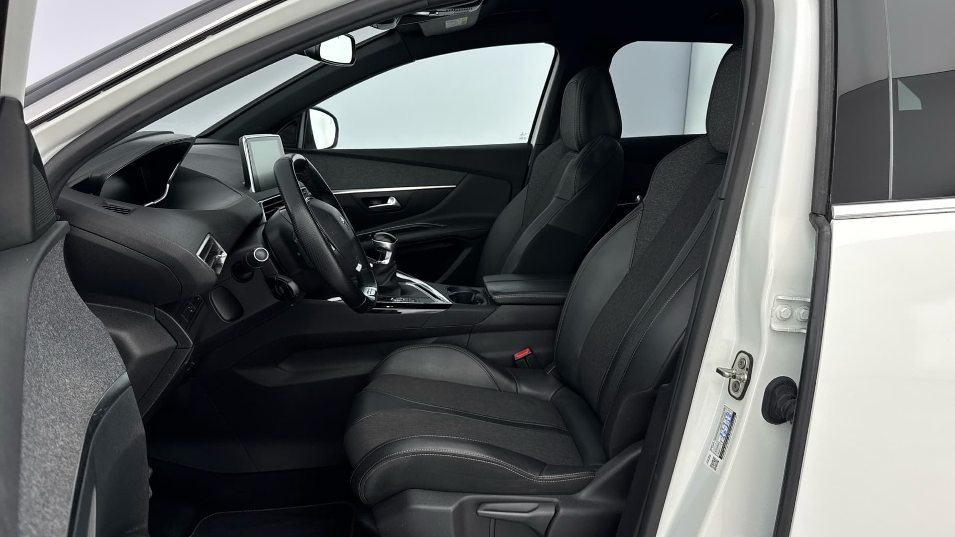 Peugeot 3008 - 11
