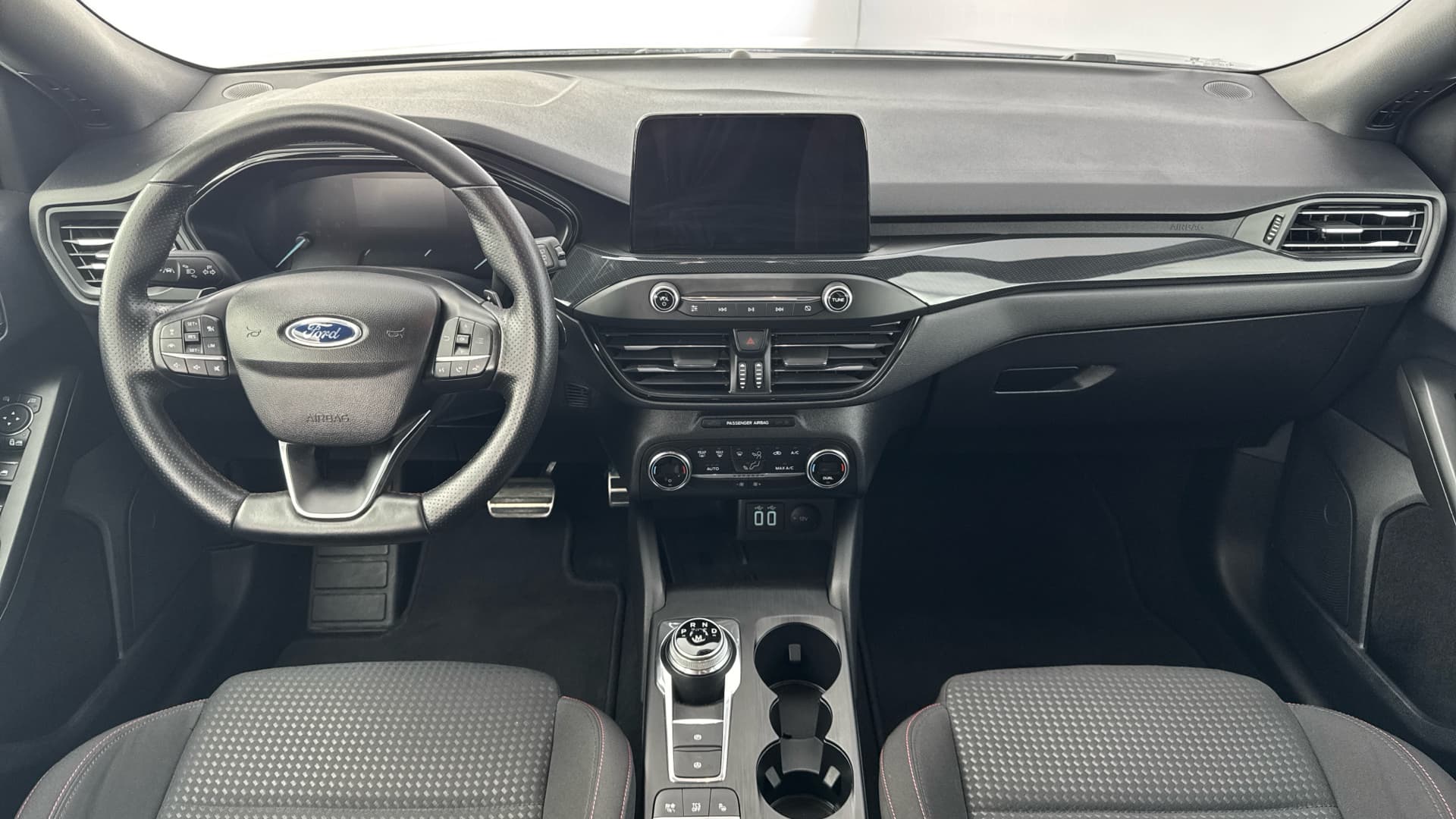 Ford Focus - 10