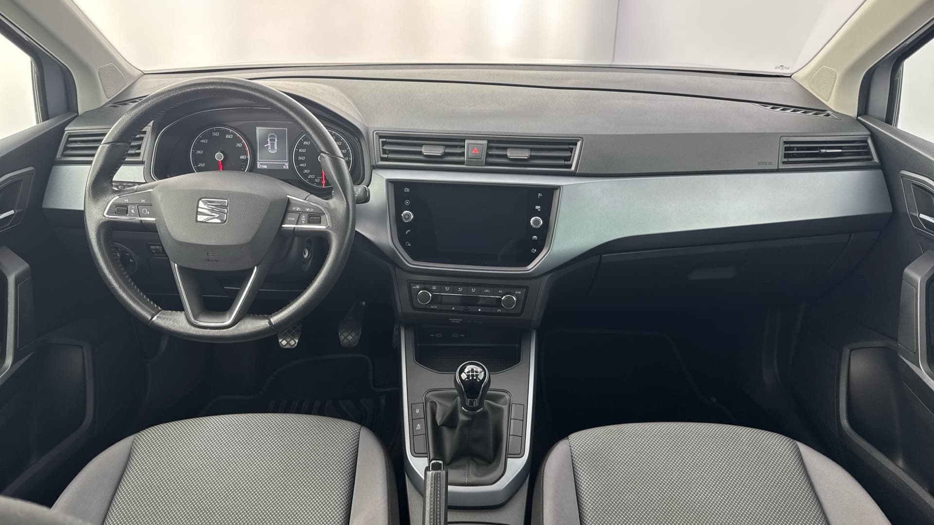 SEAT Arona - 10